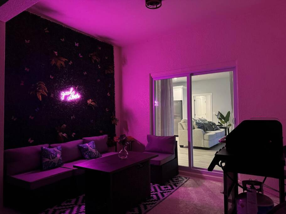 Brand New Tampa Oasis With Private Jacuzzi Retreat Villa Lutz Eksteriør bilde